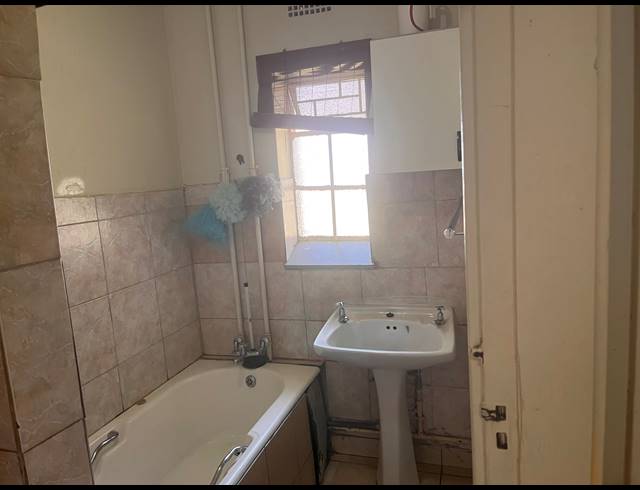 3 BEDROOM FREEHOLD FOR SALE IN SOUTH HILLS